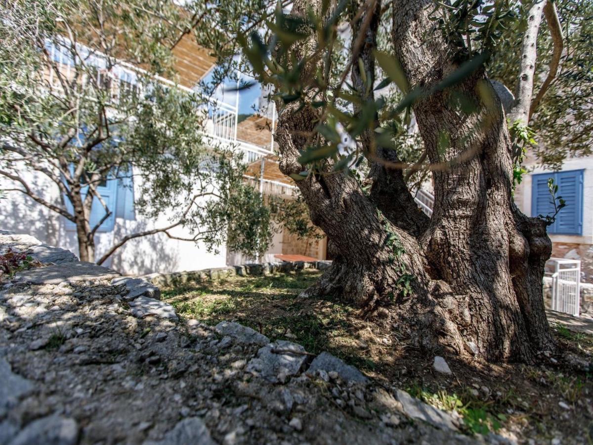 Villa Balarin Bol Eksteriør bilde